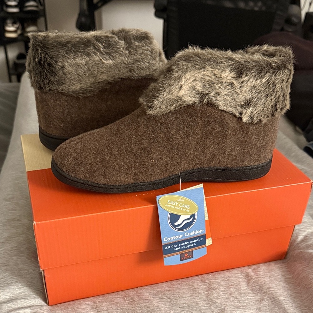 Acorn Brown Fur-Lined Women's Shoes